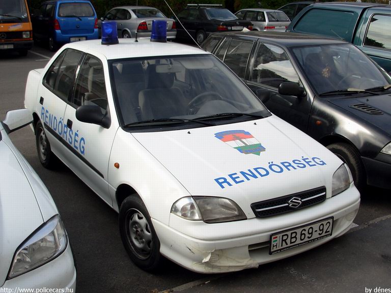 Suzuki Sedan, fotó: dénes
Keywords: rendőr rendőrautó rendőrség magyar Magyarország RB69-92