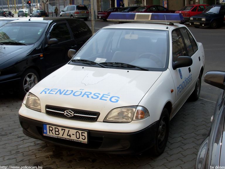 Suzuki Sedan, fotó: dénes
Keywords: rendőr rendőrautó rendőrség magyar Magyarország RB74-05