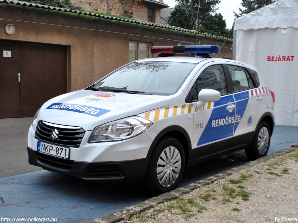 Suzuki SX4 S-Cross, fotó: Bbazsa
Keywords: rendőr rendőrautó rendőrség magyar Magyarország NKP-871 hungarian Hungary police policecar