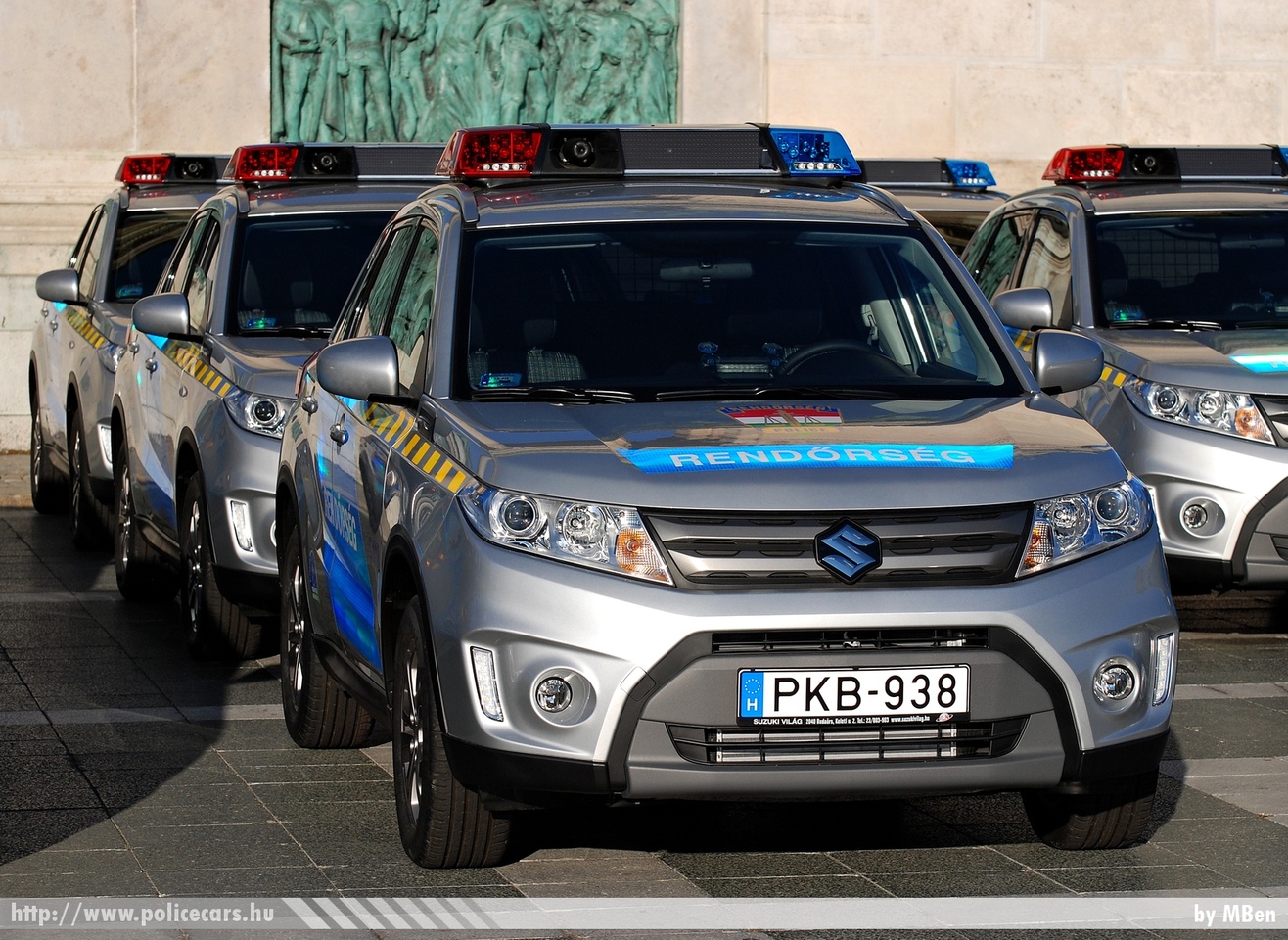 Suzuki Vitara, fotó: MBen
Keywords: magyar Magyarország rendőr rendőrautó rendőrség Hungary hungarian police policecar PKB-938