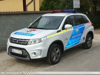 suzuki158.jpg