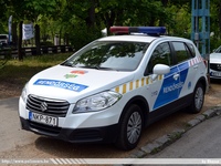 suzuki166.jpg