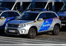 suzuki180.jpg