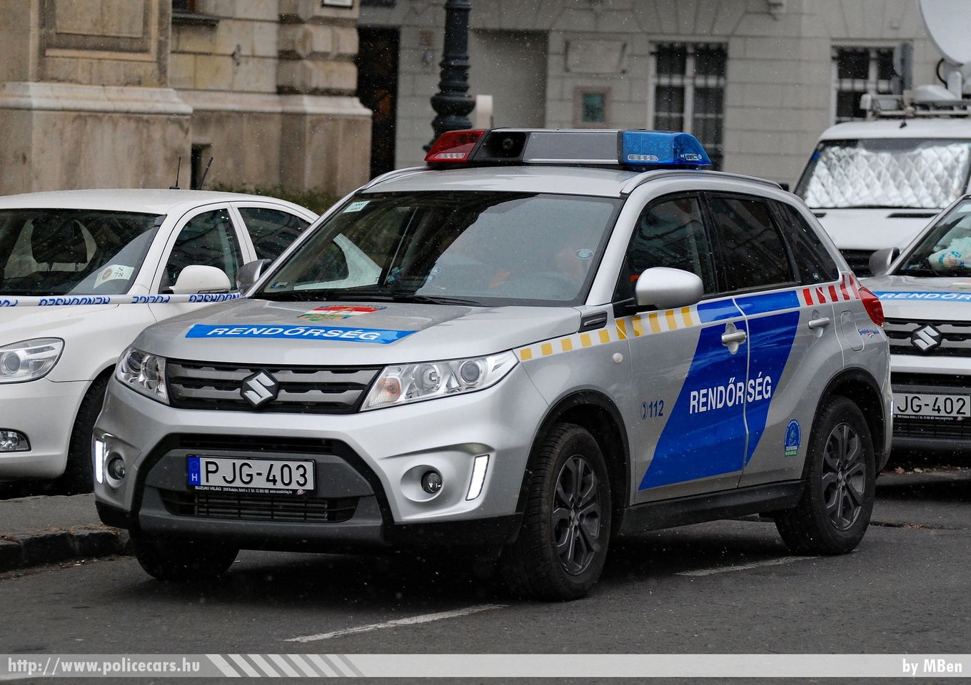 Suzuki Vitara, fotó: MBen
Keywords: magyar Magyarország rendőr rendőrautó rendőrség Hungary hungarian police policecar PJG-403 készenléti 