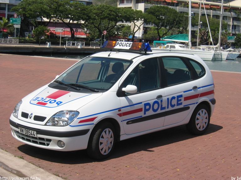 Renault Megane Scenic, fotó: Ivi
Keywords: rendőr rendőrautó rendőrség Tahiti