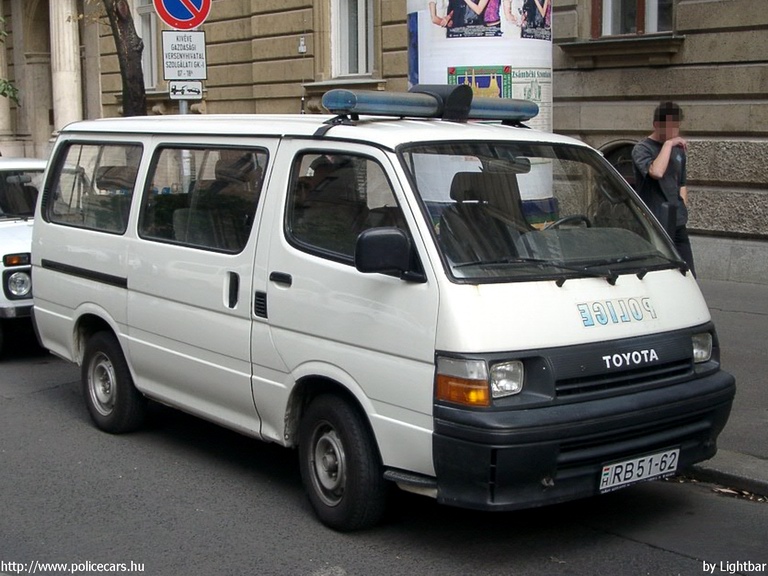 Toyota Hiace, fotó: Lightbar
Keywords: rendőrség rendőrautó rendőr magyar Magyarország RB51-62 police policecar Hungary hungarian