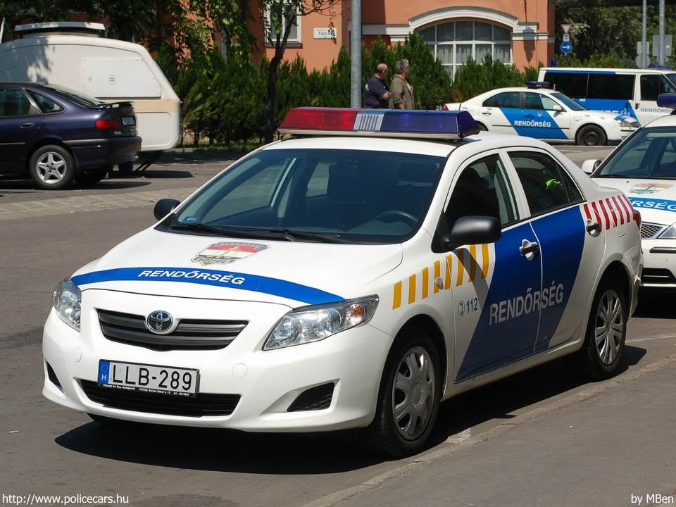 Toyota Corolla, fotó: MBen
Keywords: rendőr rendőrautó rendőrség magyar Magyarország LLB-289  police policecar Hungary hungarian