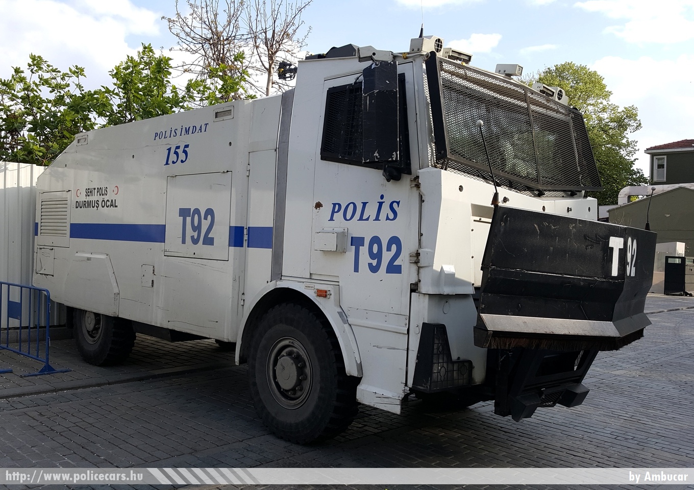 vízágyú, fotó: Ambucar
Keywords: rendőr rendőrautó rendőrség török Törökország police policecar turkey turkish