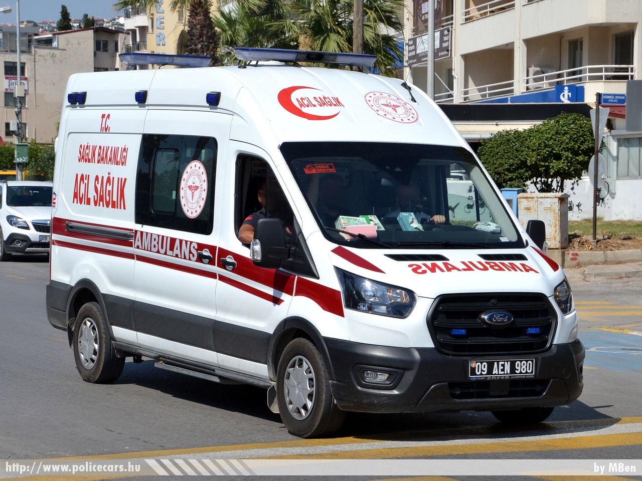 Ford Transit, fotó: MBen
Keywords: mentő mentőautó török Törökország ambulance turkey turkish
