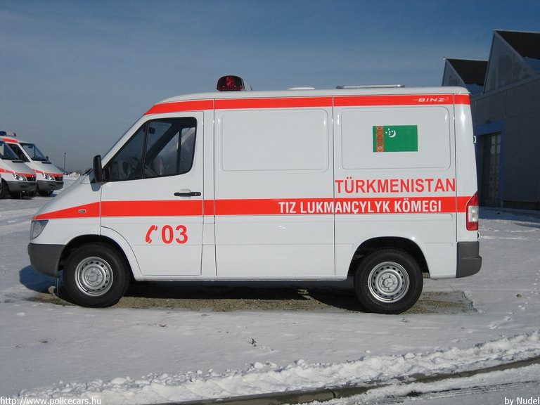 Mercedes Sprinter, fotó: Nudel
Keywords: mentő mentőautó Türkmenisztán türkmén