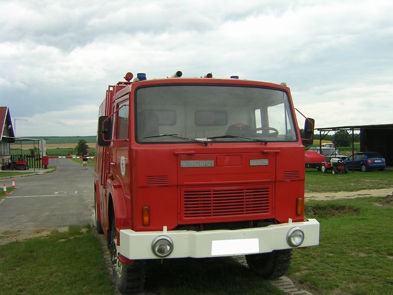 Csepel D754, Balatonkiliti, repülõtér, fotó: Gzozzo pictures
Keywords: létesítményi tûzoltóság tûzoltóautó