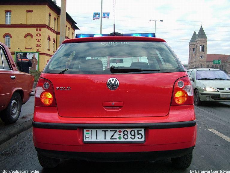 Volkswagen Polo, Budapest, Fõvárosi Tûzoltóparancsnokság, fotó: Baranyai Cser István
Keywords: HÖT tûzoltóautó tûzoltóság tûzoltó ITZ-895 magyar Magyarország fire firetruck Hungary hungarian