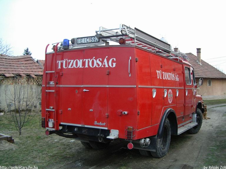 MAN 450 HA TLF 16, Tóalmási Önkéntes Tûzoltó Egyesület, fotó: Répás Zoli
Keywords: tûzoltóautó tûzoltó ÖTE tûzoltóság magyar Magyarország EIC-592 hungarian Hungary fire firetruck