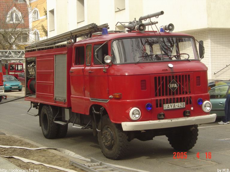 Ifa W50, Kaposvári Hivatásos Önkormányzati Tûzoltóság, fotó: Márton Balázs
Keywords: HÖT tûzoltóautó magyar Magyarország tûzoltó tûzoltóság AYA-428 fire firetruck Hungary hungarian