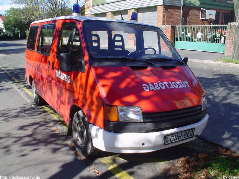 Ford Transit, Kõszegi Önkéntes Tûzoltóság, fotó: dénes
Keywords: ÖT tûzoltóautó magyar Magyarország tûzoltó tûzoltóság GNH-968 fire firetruck Hungary hungarian