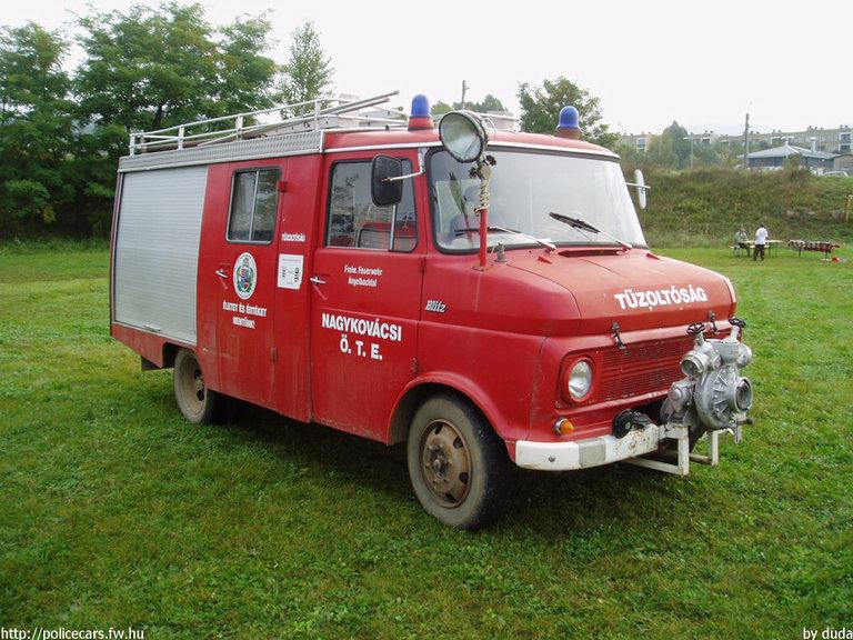 Opel Blitz, Nagykovácsi Önkéntes Tûzoltó Egyesület, fotó: duda
Keywords: tûzoltó tûzoltóautó tûzoltóság Magyarország magyar ÖTE BFY-183 hungarian Hungary fire firetruck