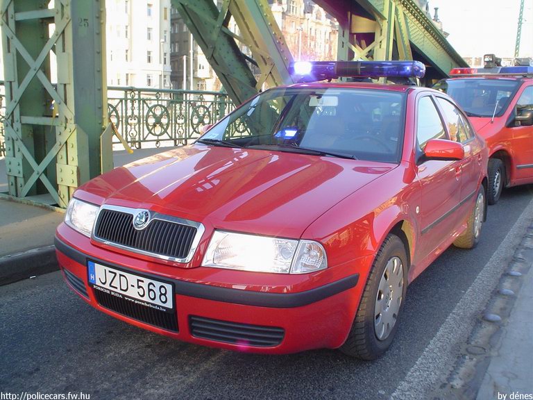 Skoda Octavia, Budapest, Fõvárosi Tûzoltóparancsnokság, fotó: dénes
Keywords: HÖT tûzoltóautó magyar Magyarország tûzoltó tûzoltóság JZD-568 fire firetruck Hungary hungarian