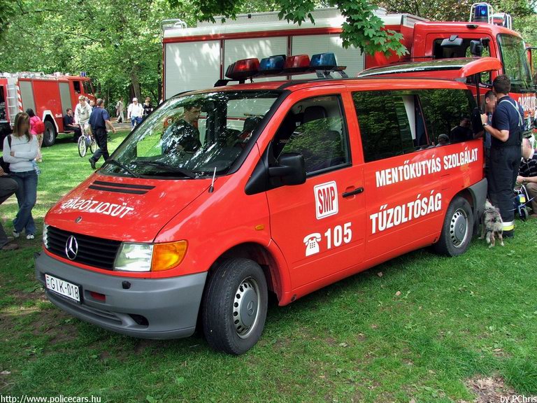 Mercedes Vito, Budapest, Fõvárosi Tûzoltóparancsnokság, fotó: PChris
Keywords: HÖT tûzoltóautó magyar Magyarország tûzoltó tûzoltóság GIK-018 fire firetruck Hungary hungarian