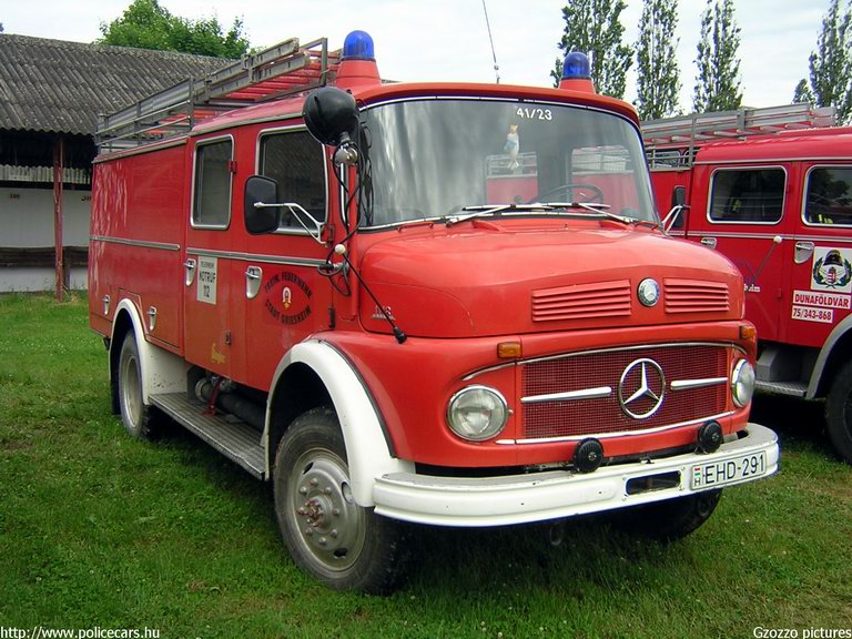 Mercedes 1113, Önkéntes Tûzoltó Egyesület Gyönk, fotó: Gzozzo pictures
Keywords: tûzoltóautó tûzoltó ÖTE tûzoltóság magyar Magyarország EHD-291 hungarian Hungary fire firetruck