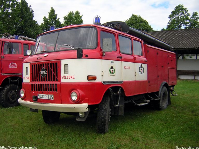 Ifa, Bölcskei Önkéntes Tûzoltó Egyesület, fotó: Gzozzo pictures
Keywords: tûzoltóautó tûzoltó ÖTE tûzoltóság magyar Magyarország CCT-125 hungarian Hungary fire firetruck