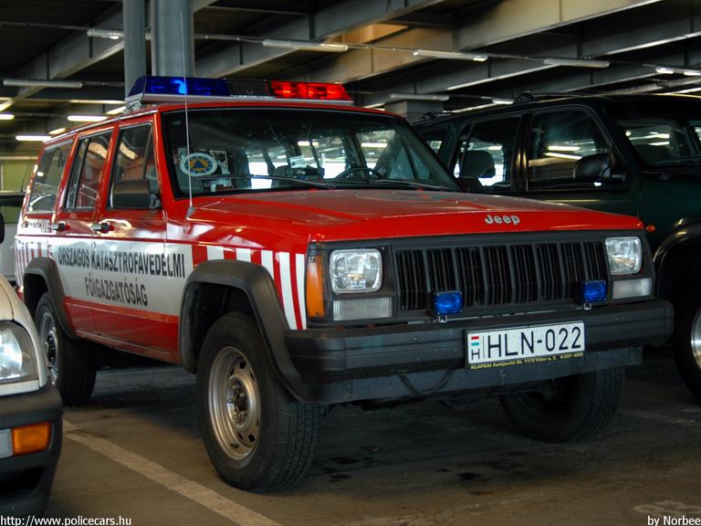 Jeep Grand Cherokee, Budapest, Országos Katasztrófavédelmi Fõigazgatóság, fotó: Norbee
Keywords: tûzoltóautó katasztrófavédelem magyar Magyarország HLN-022
