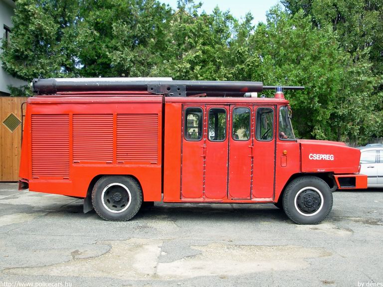 Ikarus 526, Csepregi Önkéntes Tûzoltóság, fotó: dénes
Keywords: ÖT tûzoltóautó magyar Magyarország tûzoltó tûzoltóság CTD-798 fire firetruck Hungary hungarian