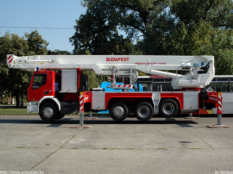 Renault Premium 420.26 Bronto Skylift F53RL, fotó: Norbee
Keywords: HÖT tûzoltóautó magyar Magyarország tûzoltó tûzoltóság KHZ-856 fire firetruck Hungary hungarian
