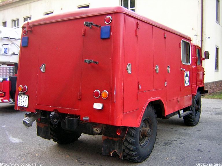 GAZ-66, Komlói Hivatásos Önkormányzati Tûzoltóság, fotó: Gzozzo pictures
Keywords: HÖT tûzoltóautó magyar Magyarország tûzoltó tûzoltóság AYA-409 fire firetruck Hungary hungarian