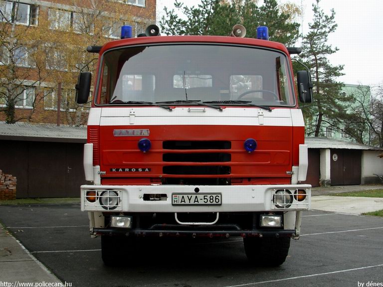 Tatra CAS T815 Karosa vízszállító, Szombathelyi Hivatásos Önkormányzati Tûzoltóság, fotó: dénes
Keywords: HÖT tûzoltóautó magyar Magyarország tûzoltó tûzoltóság AYA-586 fire firetruck Hungary hungarian