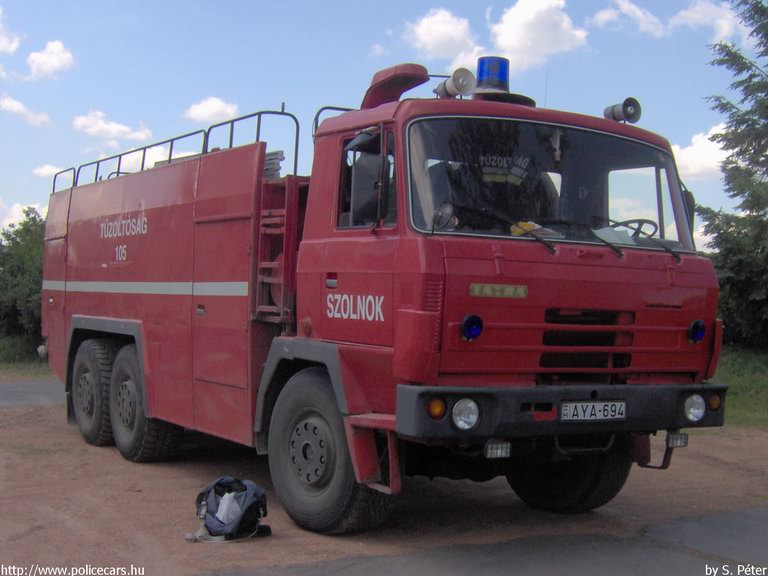 Tatra CAS 815, Szolnoki Hivatásos Önkormányzati Tûzoltóság, fotó: S. Péter
Keywords: HÖT tûzoltóautó magyar Magyarország tûzoltó tûzoltóság AYA-694 fire firetruck Hungary hungarian