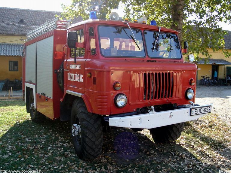 GAZ-66, Kunhegyesi Önkéntes Tûzoltóság, fotó: Jani
Keywords: ÖT tûzoltóautó magyar Magyarország tûzoltó tûzoltóság EUD-623 fire firetruck Hungary hungarian