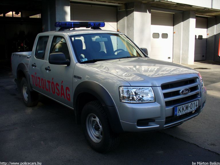 Ford Ranger, Kaposvári Hivatásos Önkormányzati Tûzoltóság, fotó: Márton Balázs
Keywords: tûzoltóautó HÖT magyar Magyarország tûzoltó tûzoltóság KKM-014 fire firetruck Hungary hungarian