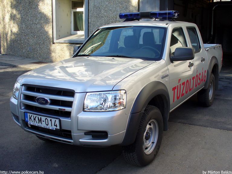 Ford Ranger, Kaposvári Hivatásos Önkormányzati Tûzoltóság, fotó: Márton Balázs
Keywords: tûzoltóautó HÖT magyar Magyarország tûzoltó tûzoltóság KKM-014 fire firetruck Hungary hungarian