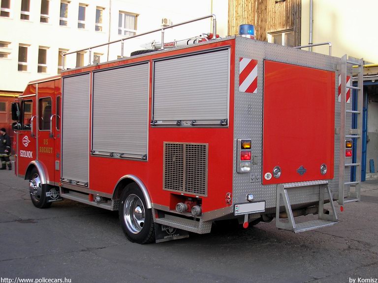 ERMI, Szolnoki Hivatásos Önkormányzati Tûzoltóság, fotó: Komisz
Keywords: HÖT tûzoltóautó magyar Magyarország tûzoltó tûzoltóság  fire firetruck Hungary hungarian