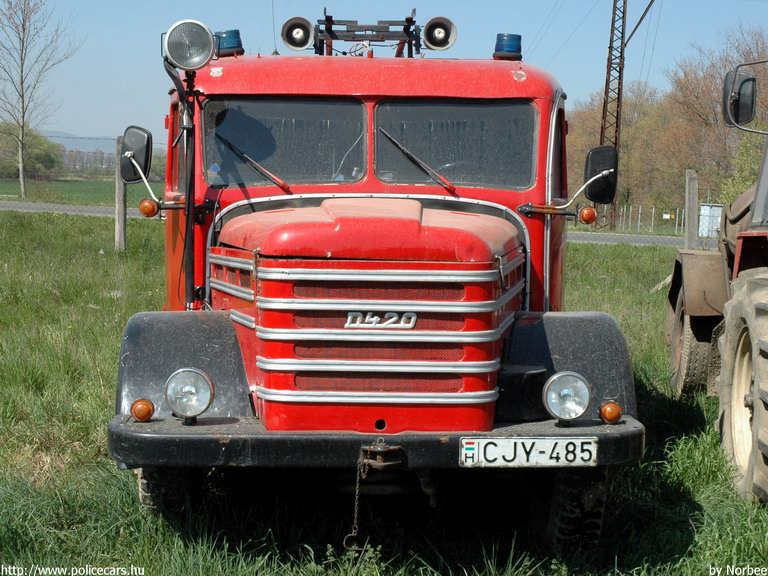 Csepel D-420, Érsekvadkerti Önkéntes Tûzoltó Egyesület, fotó: Norbee
Keywords: tûzoltóautó tûzoltó ÖTE tûzoltóság magyar Magyarország CJY-485 hungarian Hungary fire firetruck