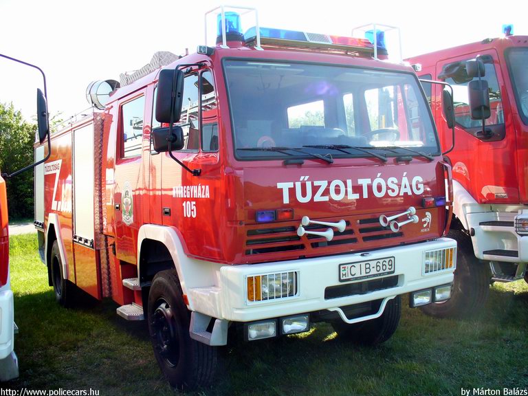 Steyr 13s23, Nyíregyházi Hivatásos Önkormányzati Tûzoltóság, fotó: Márton Balázs
Keywords: HÖT tûzoltóautó Nyíregyháza magyar Magyarország tûzoltó tûzoltóság CIB-669 fire firetruck Hungary hungarian
