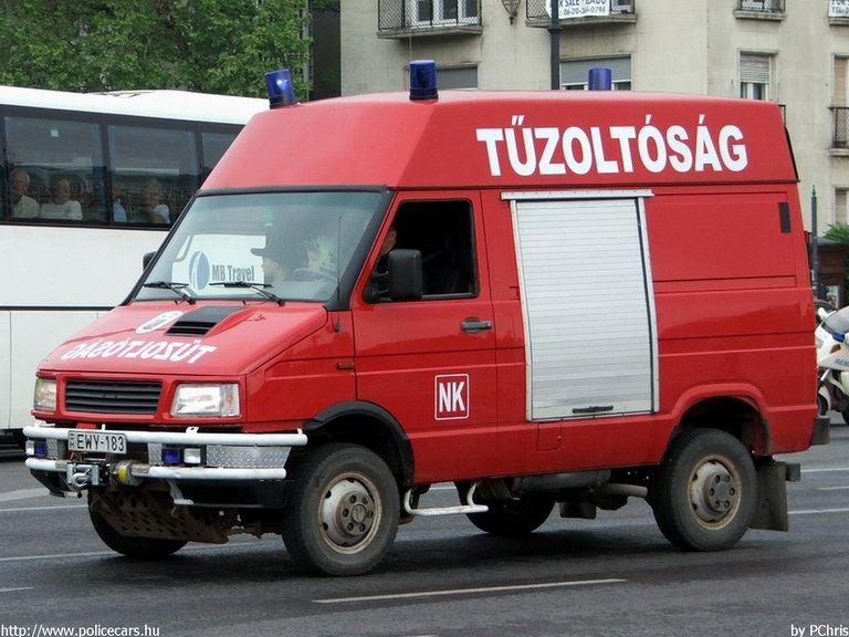 Iveco, Nagykovácsi Önkéntes Tûzoltó Egyesület, fotó: PChris
Keywords: tûzoltóautó tûzoltó ÖTE tûzoltóság magyar Magyarország EWY-183 hungarian Hungary fire firetruck