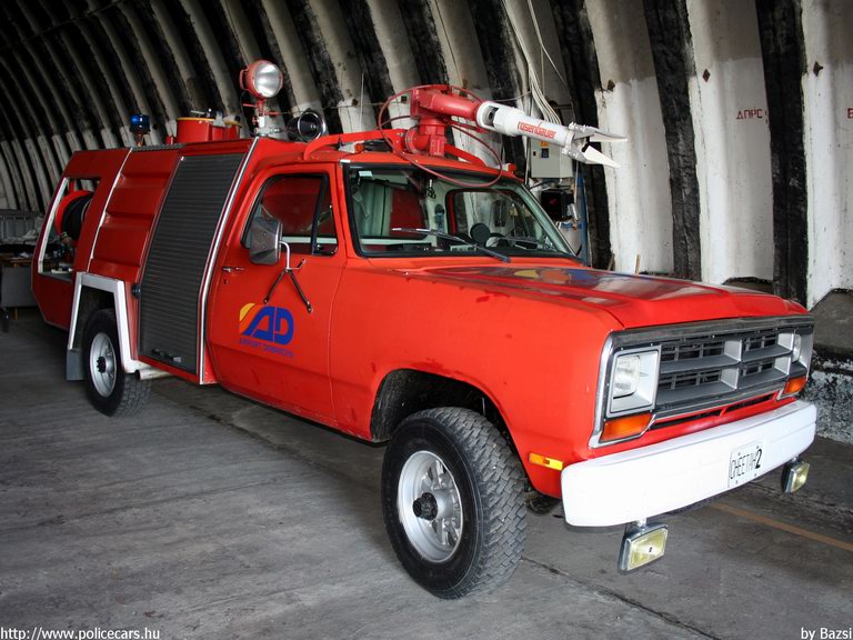 Rosenbauer Cheetah, Debrecen Airport, fotó: Bazsi
Keywords: tûzoltóautó létesítményi tûzoltóság