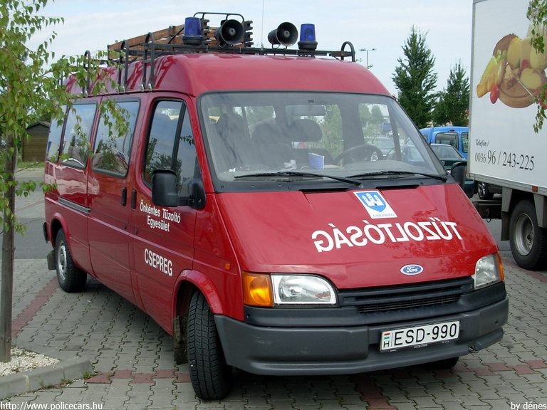 Ford Transit, Csepregi Önkéntes Tûzoltóság, fotó: dénes
Keywords: tûzoltóautó ÖT magyar Magyarország tûzoltó tûzoltóság ESD-990 fire firetruck Hungary hungarian