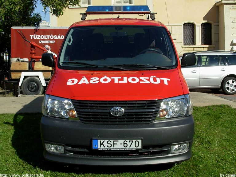 Toyota Hiace, Hivatásos Önkormányzati Tûzoltóság Szombathely, fotó: dénes
Keywords: HÖT tûzoltóautó magyar Magyarország tûzoltó tûzoltóság KSF-670 fire firetruck Hungary hungarian