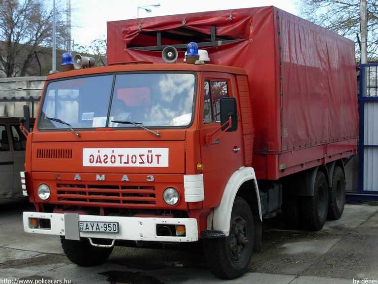 Kamaz 53212, Katasztrófavédelmi Oktatási Központ, fotó: dénes
Keywords: tûzoltóautó katasztrófavédelem magyar Magyarország AYA-950