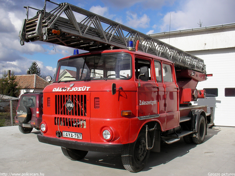 Ifa, Zalaszentgróti Önkéntes Tûzoltóság, fotó: Gzozzo pictures
Keywords: tûzoltóautó tûzoltó ÖT tûzoltóság magyar Magyarország AYA-767 fire firetruck Hungary hungarian