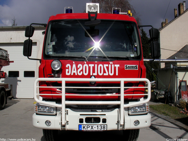 Renault, Zalaszentgróti Önkéntes Tûzoltóság, fotó: Gzozzo pictures
Keywords: tûzoltóautó tûzoltó ÖT tûzoltóság magyar Magyarország KPX-138 fire firetruck Hungary hungarian