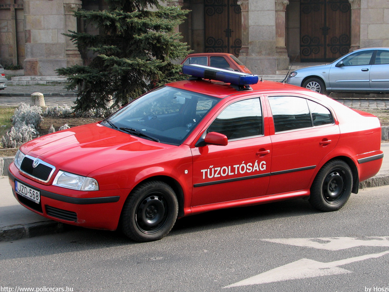 Skoda Octavia, Fõvárosi Tûzoltóparancsnokság, fotó: Hoszi
Keywords: tûzoltóautó tûzoltó HÖT tûzoltóság magyar Magyarország JZD-568 fire firetruck Hungary hungarian