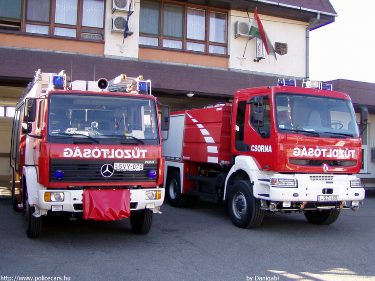 Renault, Mercedes 1124, Csornai Hivatásos Önkormányzati Tûzoltóság, fotó: Danigabi
Keywords: tûzoltóautó tûzoltó HÖT tûzoltóság magyar Magyarország GVY-070 JSZ-465 fire firetruck Hungary hungarian