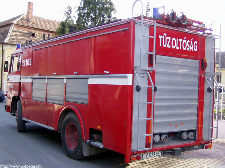 DAF, Petõházi Önkéntes Tûzoltó Egyesület, fotó: Danigabi
Keywords: tûzoltóautó ÖTE tûzoltóság tûzoltó EYX-349 hungarian Hungary fire firetruck magyar Magyarország