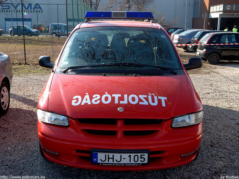 Chrysler, Balatonfüredi Önkéntes Tûzoltóság, fotó: Norbee
Keywords: tûzoltóautó tûzoltó ÖT tûzoltóság magyar Magyarország JHJ-105 fire firetruck Hungary hungarian