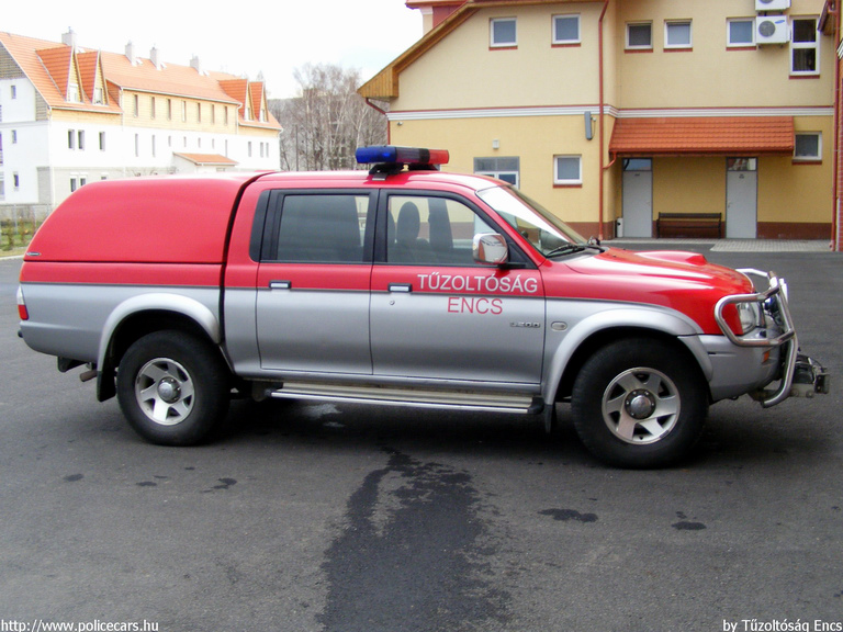 Mitsubishi L200, Encsi Hivatásos Önkormányzati Tûzoltóság, fotó: Tûzoltóság Encs
Keywords: tûzoltóautó tûzoltó HÖT tûzoltóság magyar Magyarország IMT-898 fire firetruck Hungary hungarian