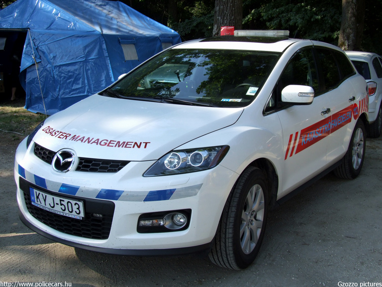 Mazda CX-7, Országos Katasztrófavédelmi Fõigazgatóság, fotó: Gzozzo pictures
Keywords: tûzoltóautó katasztrófavédelem magyar Magyarország KYJ-503