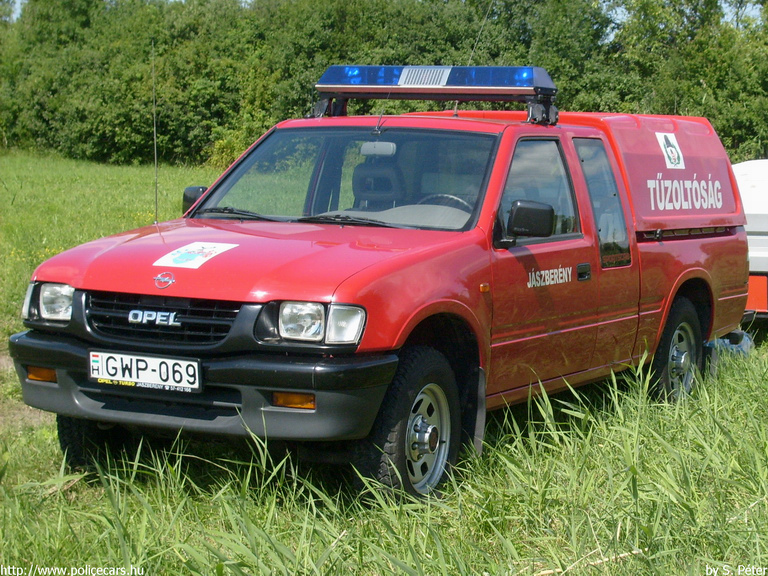 Opel Campo, Jászberényi Hivatásos Önkormányzati Tûzoltóság, fotó: S. Péter
Keywords: tûzoltóautó tûzoltó HÖT tûzoltóság magyar Magyarország GWP-069 fire firetruck Hungary hungarian